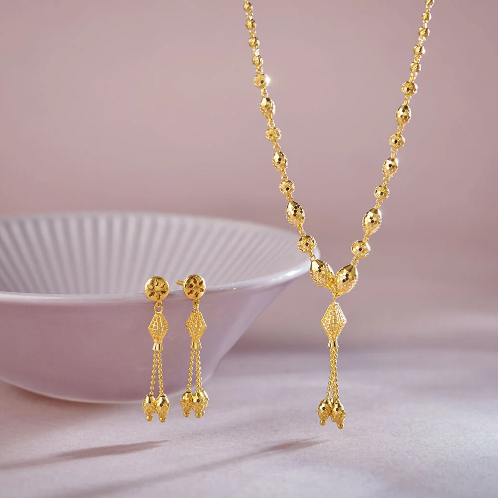 Lavin 18K Yellow Gold Necklace