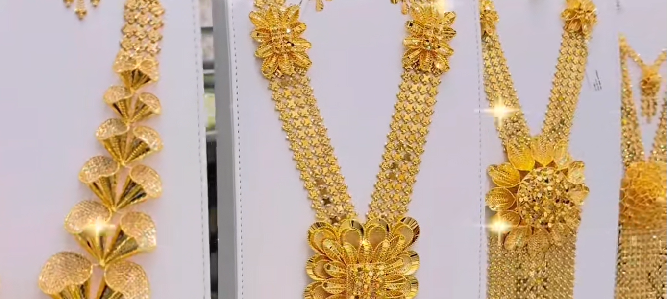 24K Pure Gold Elegant Jewelry Set